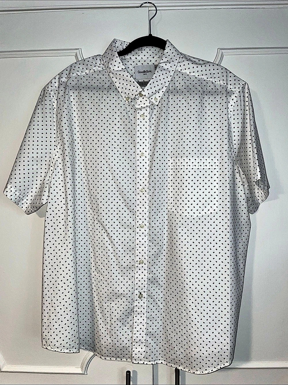 Goodfellow & Co Geometric Button Down in White & Black Size XXL